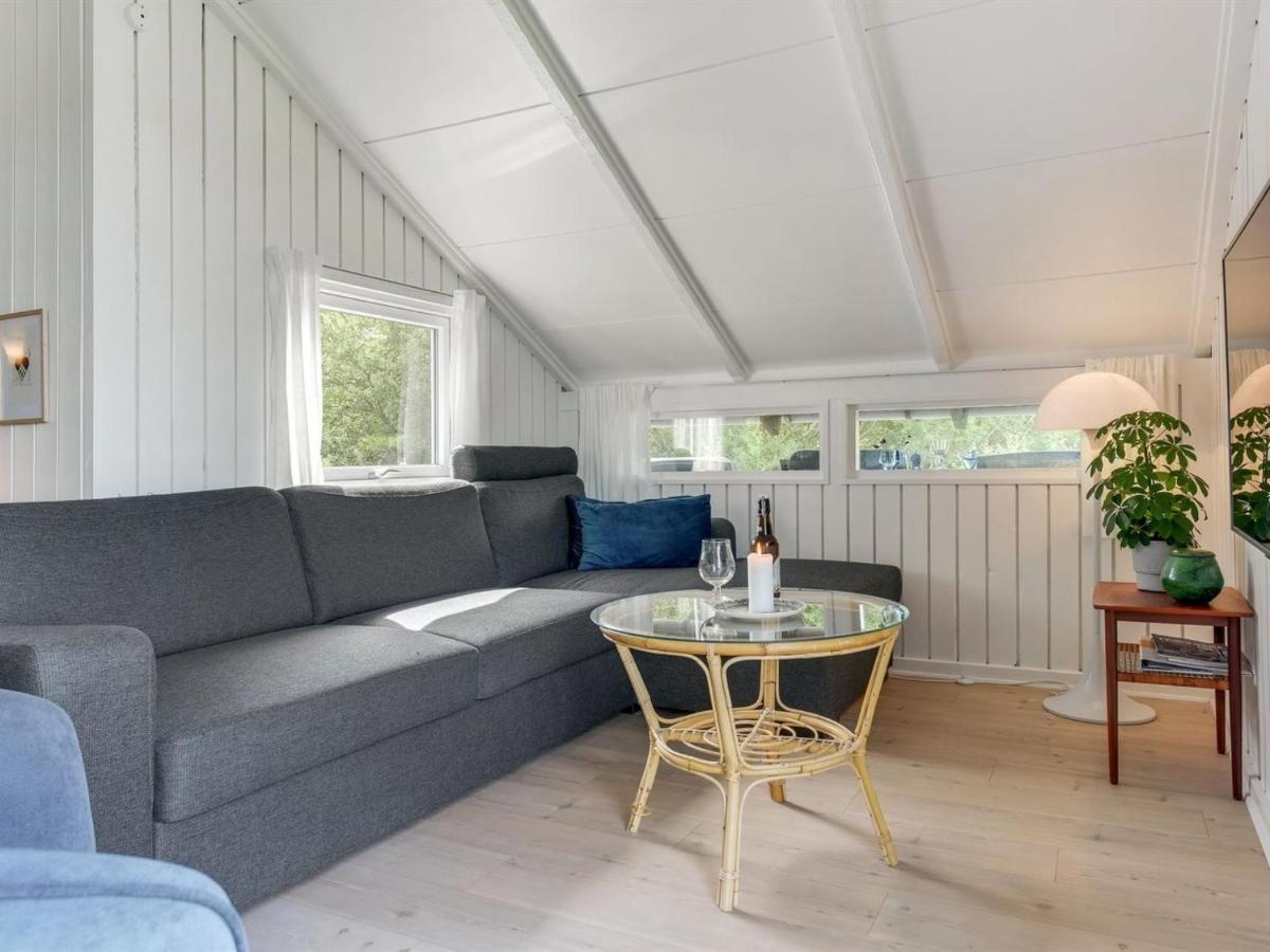 Holiday Home Doria - 2Km From The Sea In Western Jutland By Interhome Lakolk Exterior foto